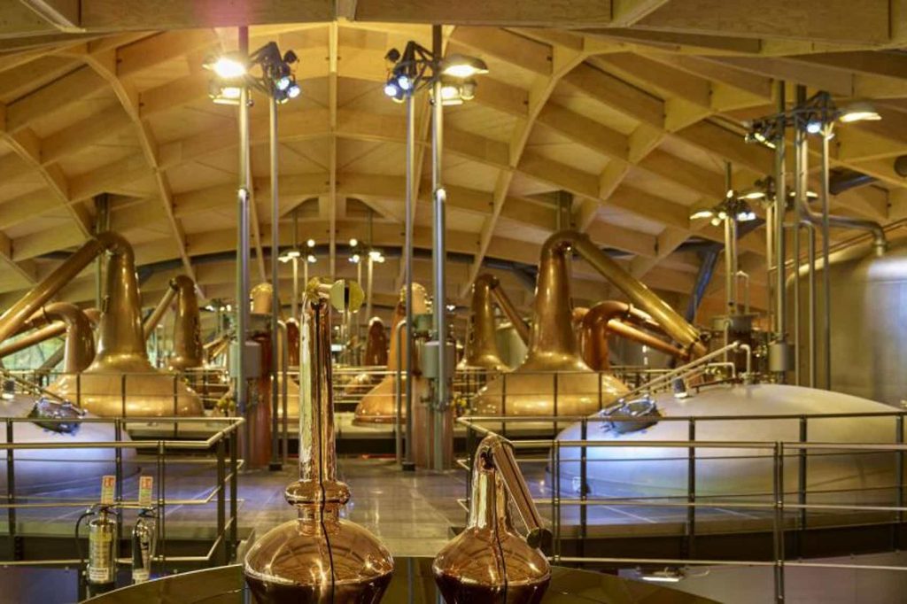 Macallan-whisky-distillery